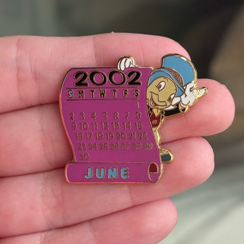 Disney 12 Months of Magic Jiminy Cricket June 2002 Calendar Collectible Pin